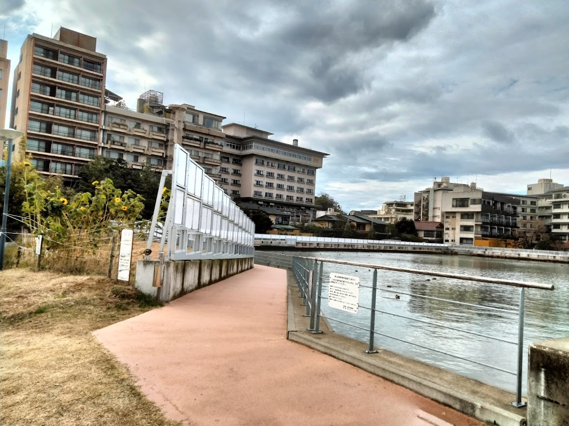 12月柴山潟湖畔遊歩道