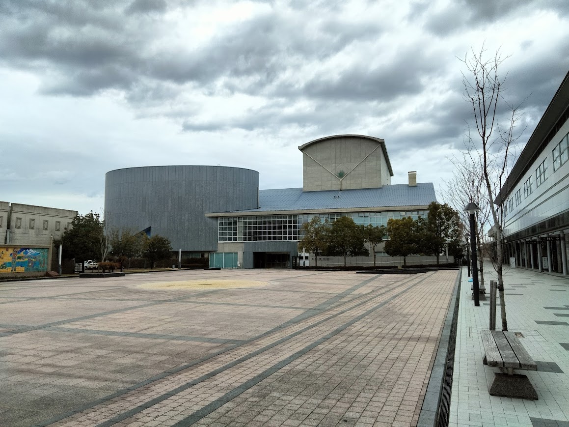 小松駅西口市民公園うらら