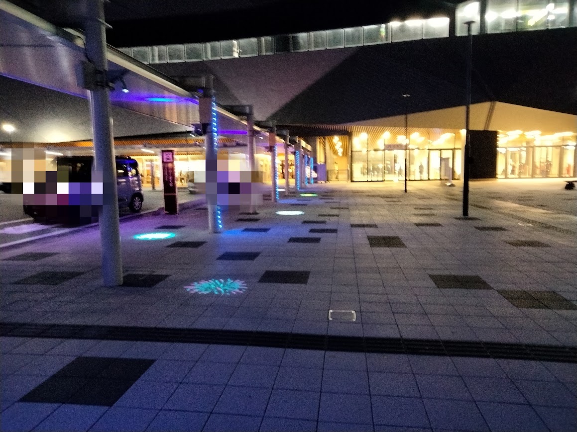 東口広場夜間景観演出