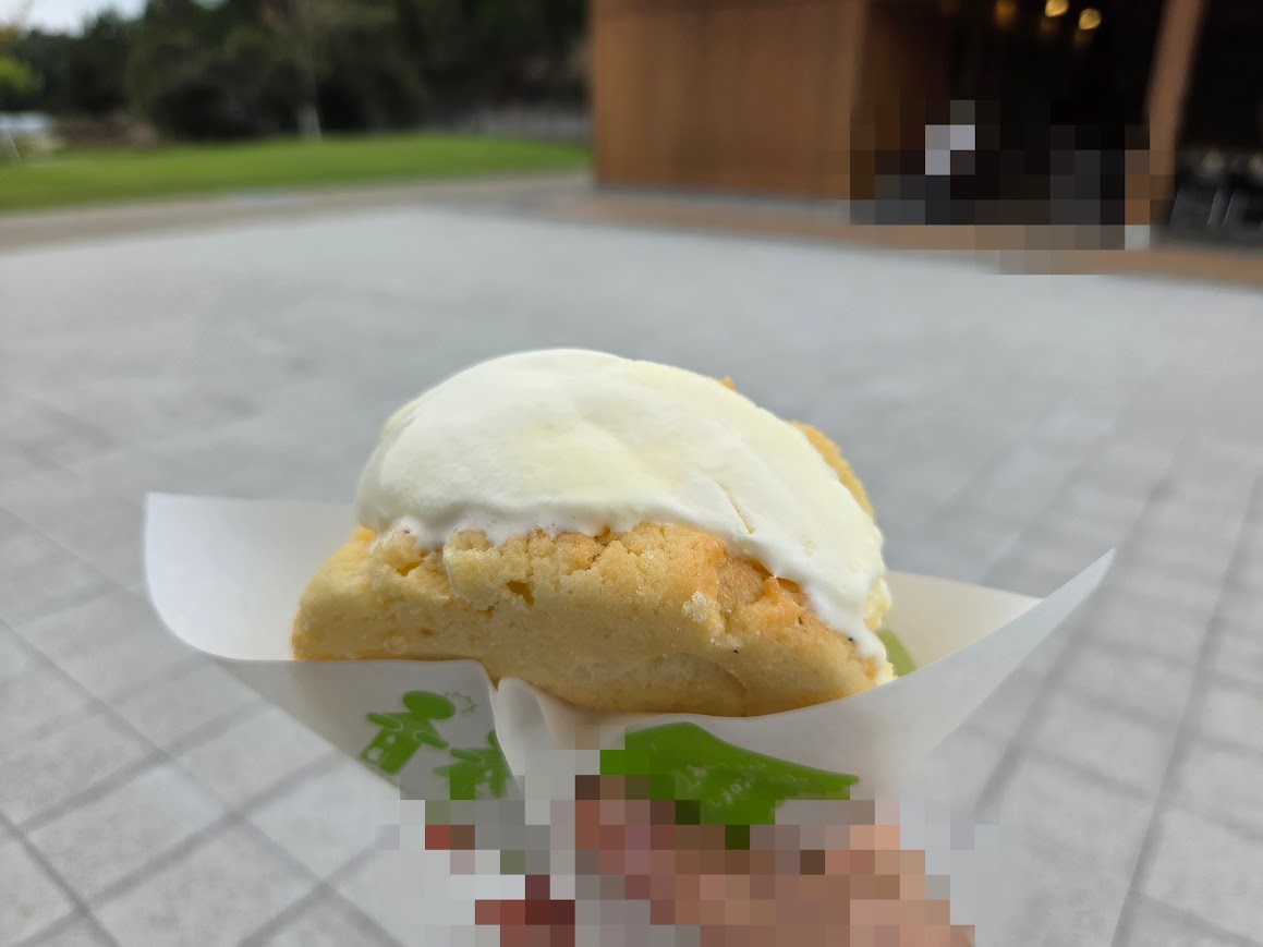 メロンパンアイス