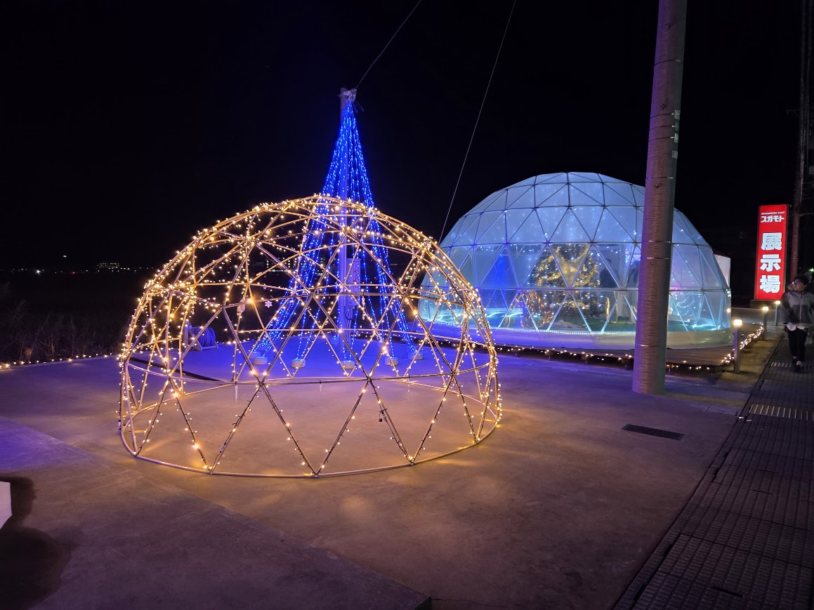 スガモトテントライトアップ