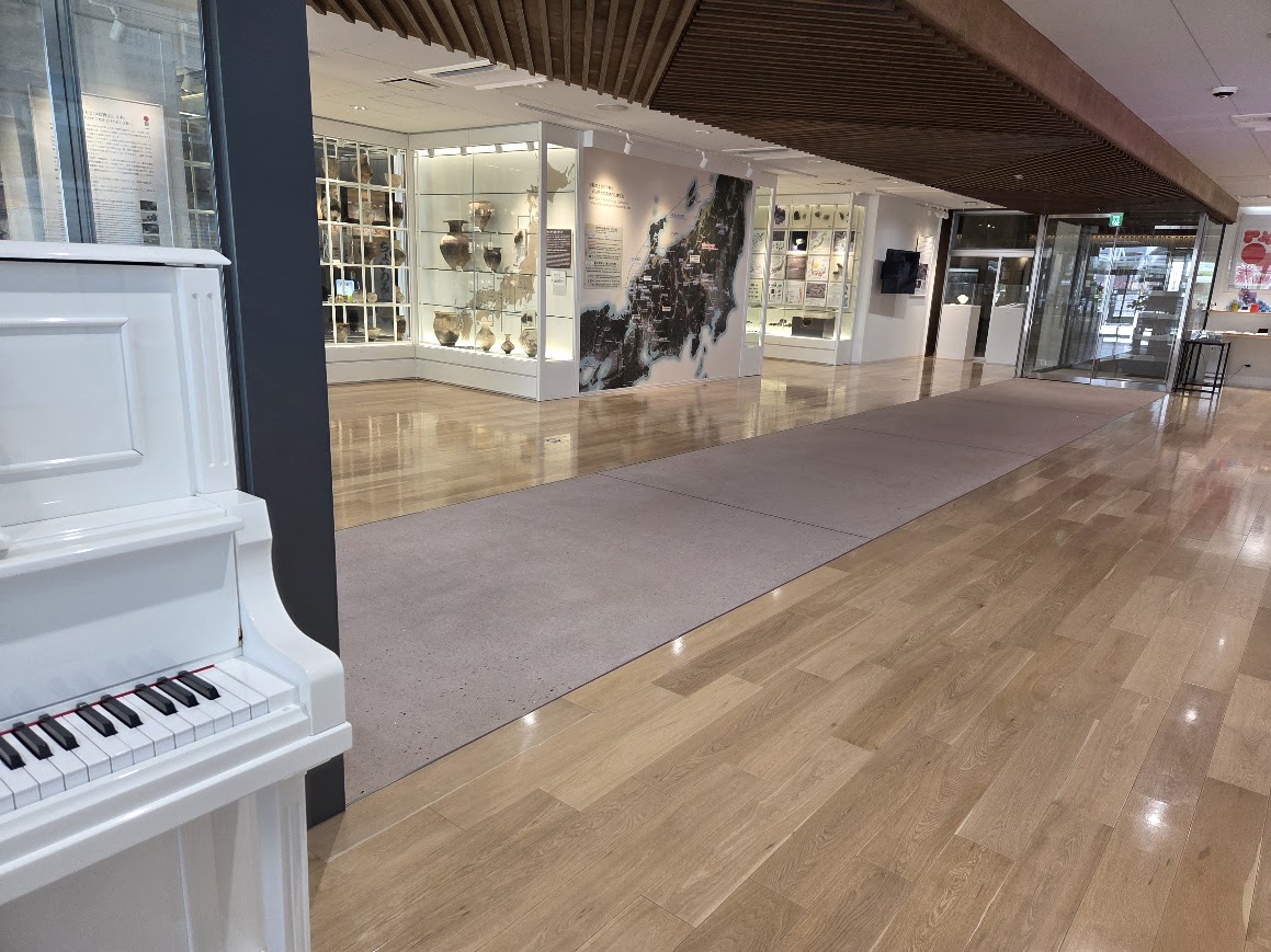 コマツナインギャラリー&イベントエリアホール