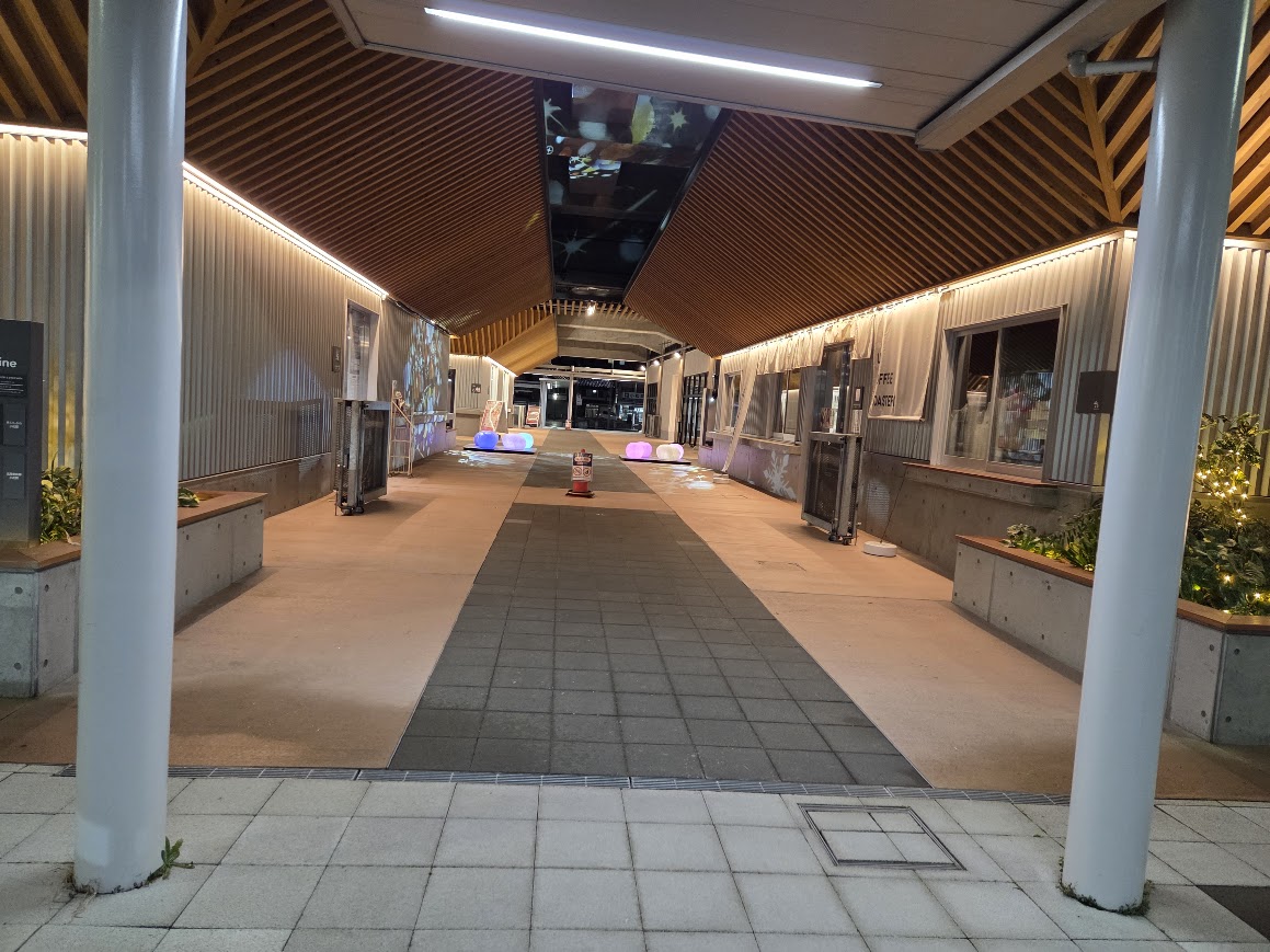 コマツナインきらめきストリート