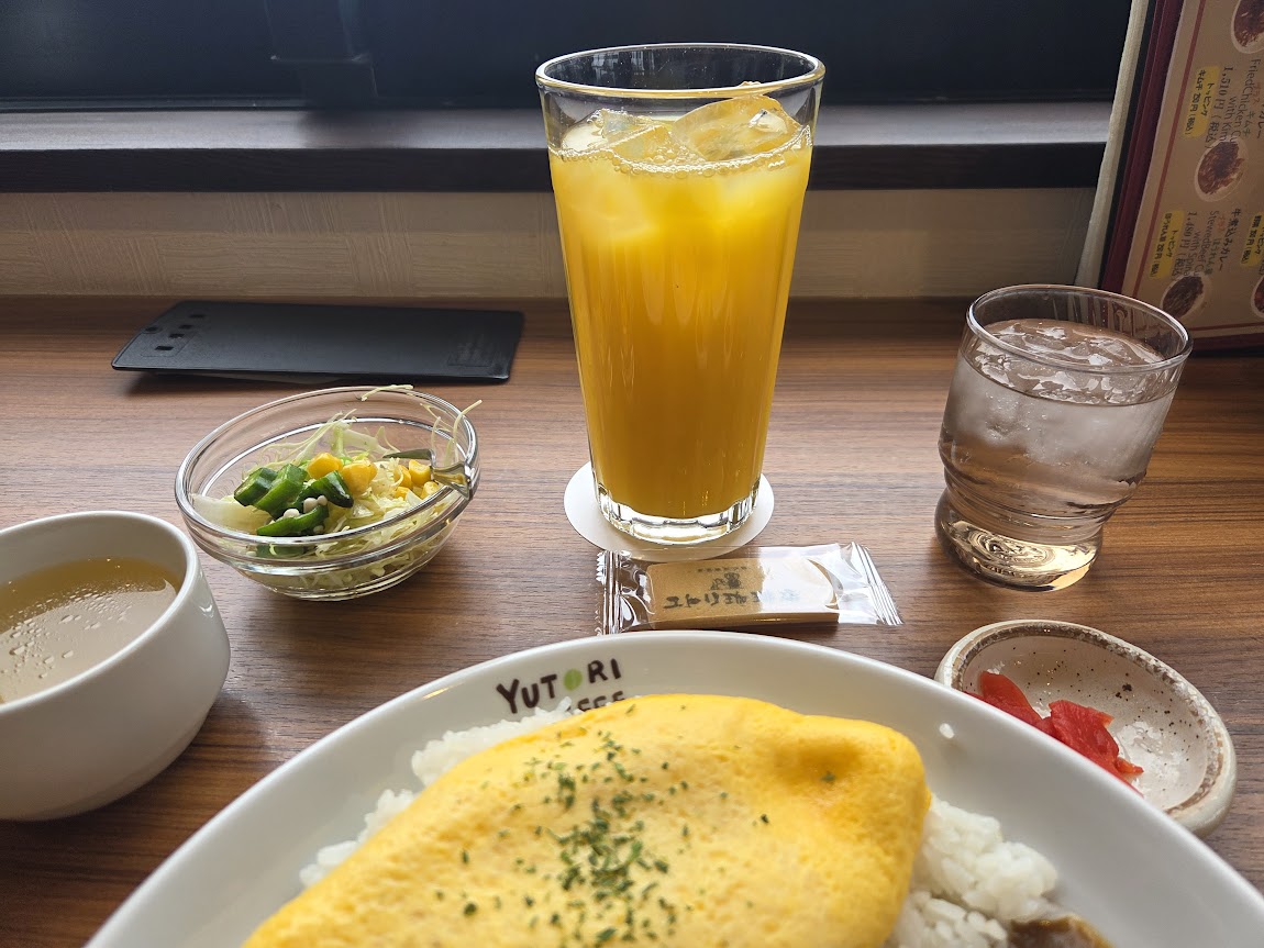 ユトリ珈琲のオレンジジュース